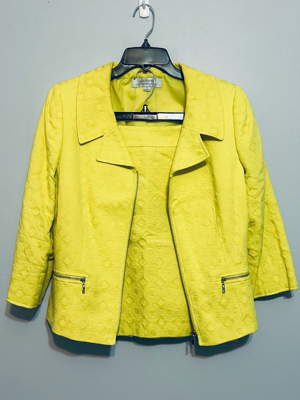 Tahari Yellow 2 Piece Suit